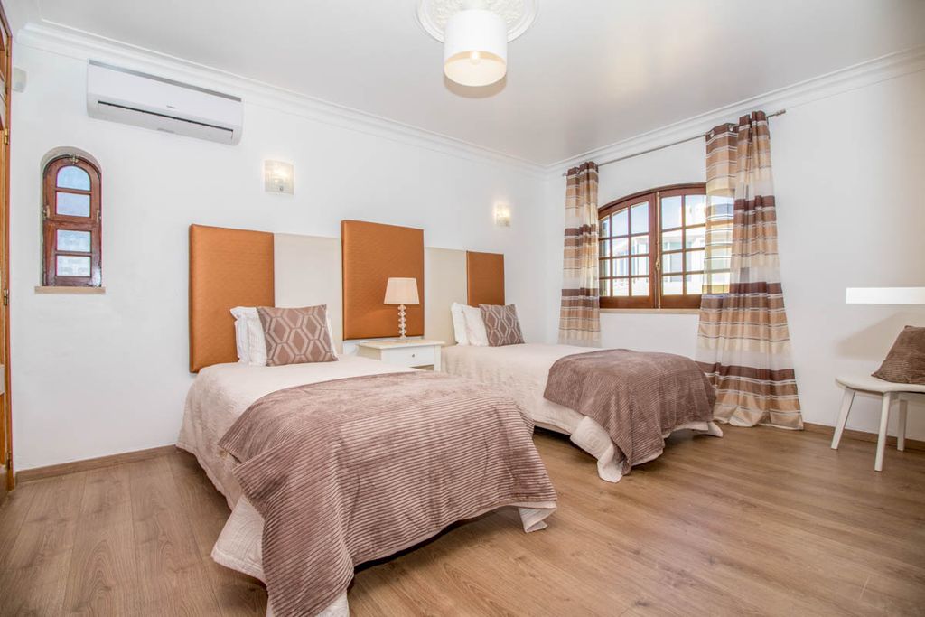 Villa Bolio Albufeira Olivers Travels 5