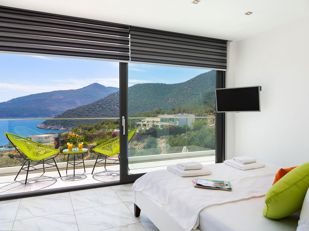 Villa Deniz Kalkan Olivers Travels 3