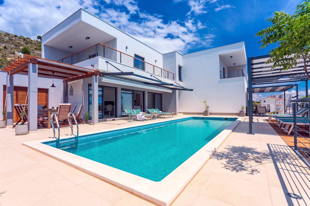 Villa Laevis Dalmatia Olivers Travels1