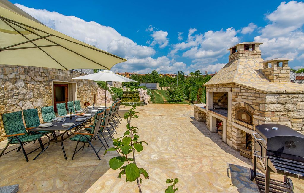 Villa Harlequin Istria Olivers Travels 4