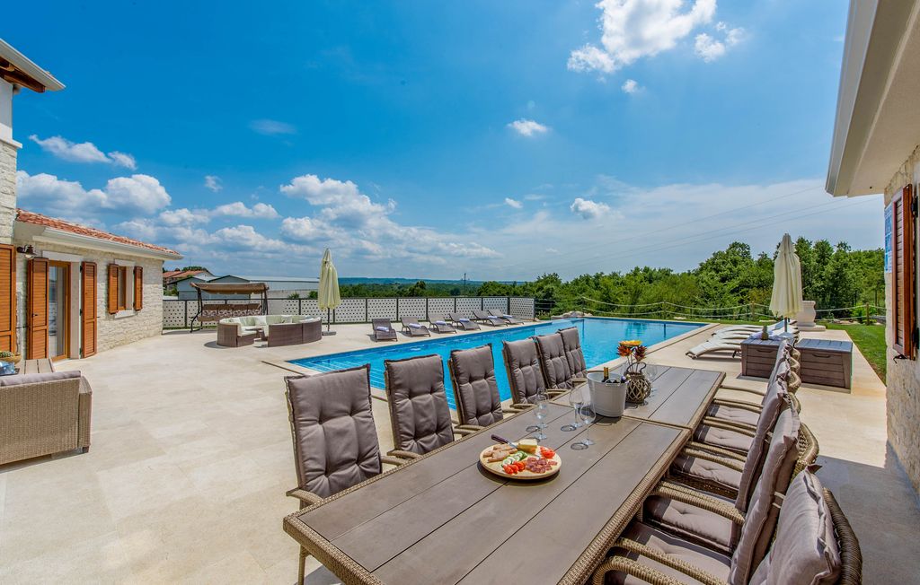 Villa Harlequin Istria Olivers Travels 5