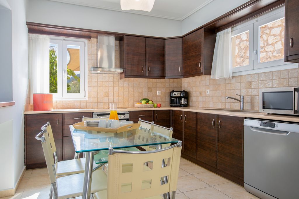 Villa Fankri Lefkas Olivers Travels 04