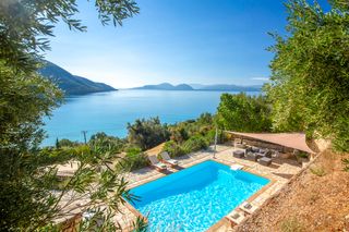 Villa Gados Lefkas Olivers Travels 01