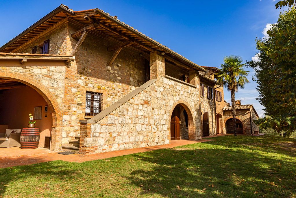 Villa Bello Tuscany Italia OliversTravels 1