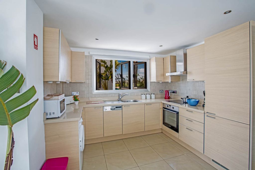 Villa Marpesia Ayia Napa Olivers Travels 4