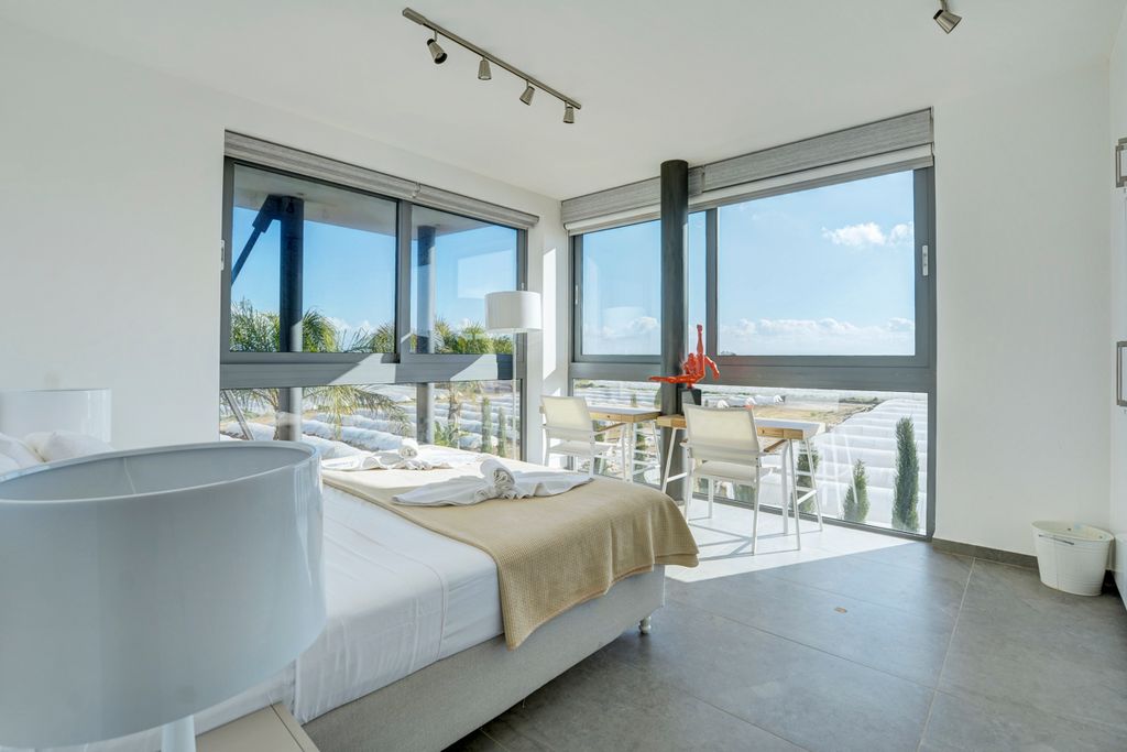 Villa Myrina Pernera Olivers Travels5