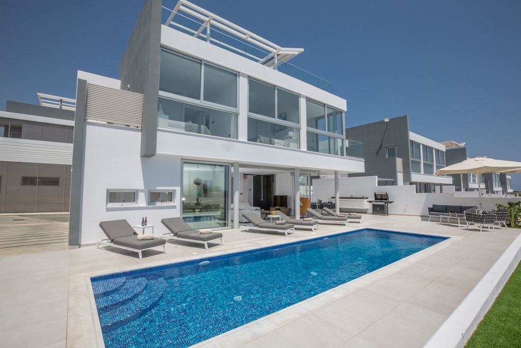 villa pygmaleon pernera olivers travels 1