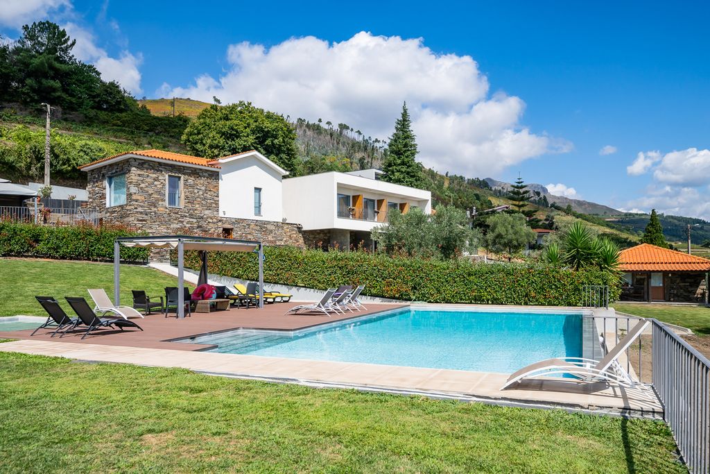 Villa Lailo Douro Portugal OliversTravels 1