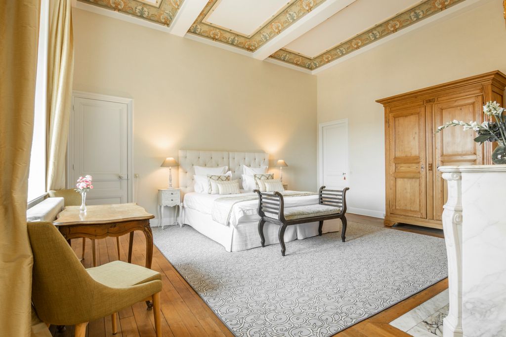 Chateau Chemin Vert Languedoc Olivers Travels5