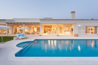 Villa Gale Hibiscus Albufeira Olivers Travels1