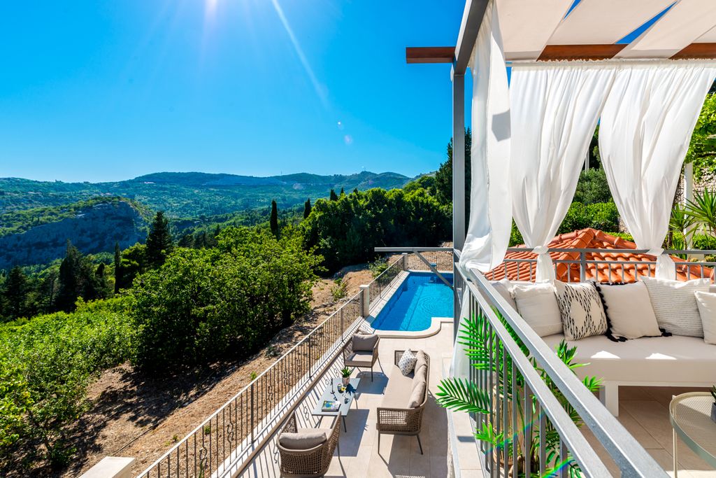 Villa Saulo Dubrovnik Olivers Travels 002