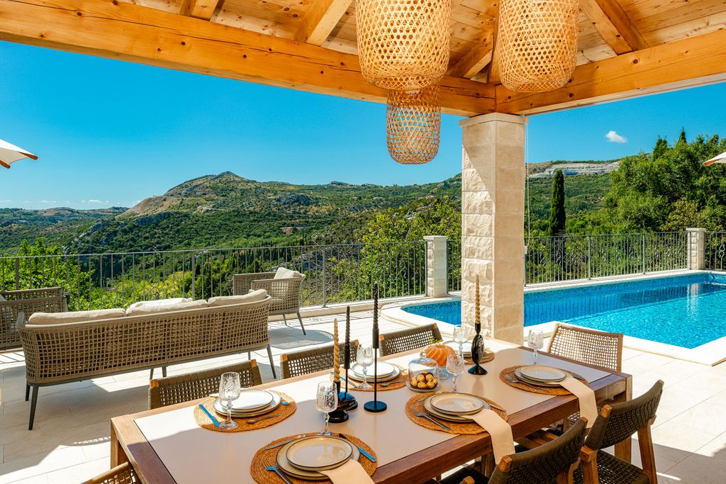 Villa Saulo Dubrovnik Olivers Travels 0002