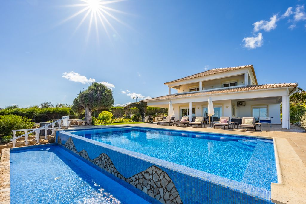 Villa Zinha Algarve Olivers Travels 01