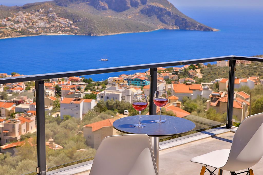 Villa Hacivat Kalkan Olivers Travels2