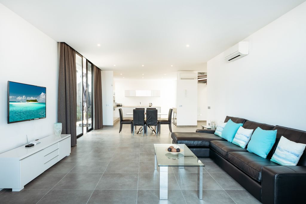 Villa Bernialiss Lanzarote Olivers Travels03