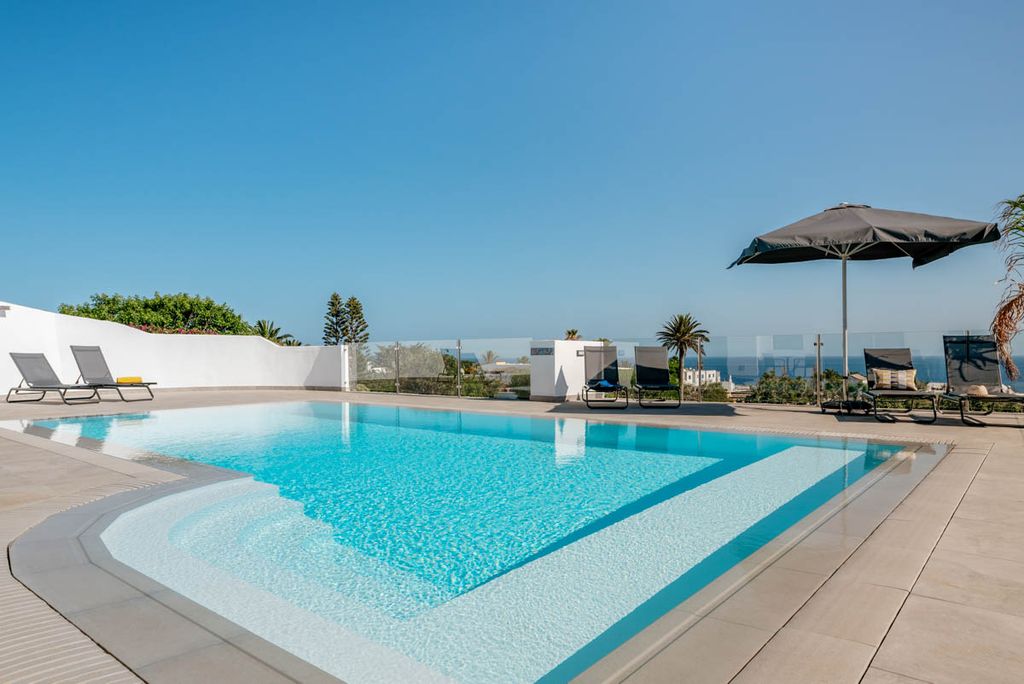 Villa Canwell Lanzarote Olivers Travels 4