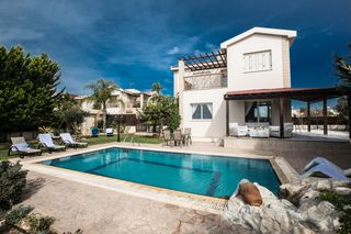 Villa Columba Ayia Napa Olivers Travels 1