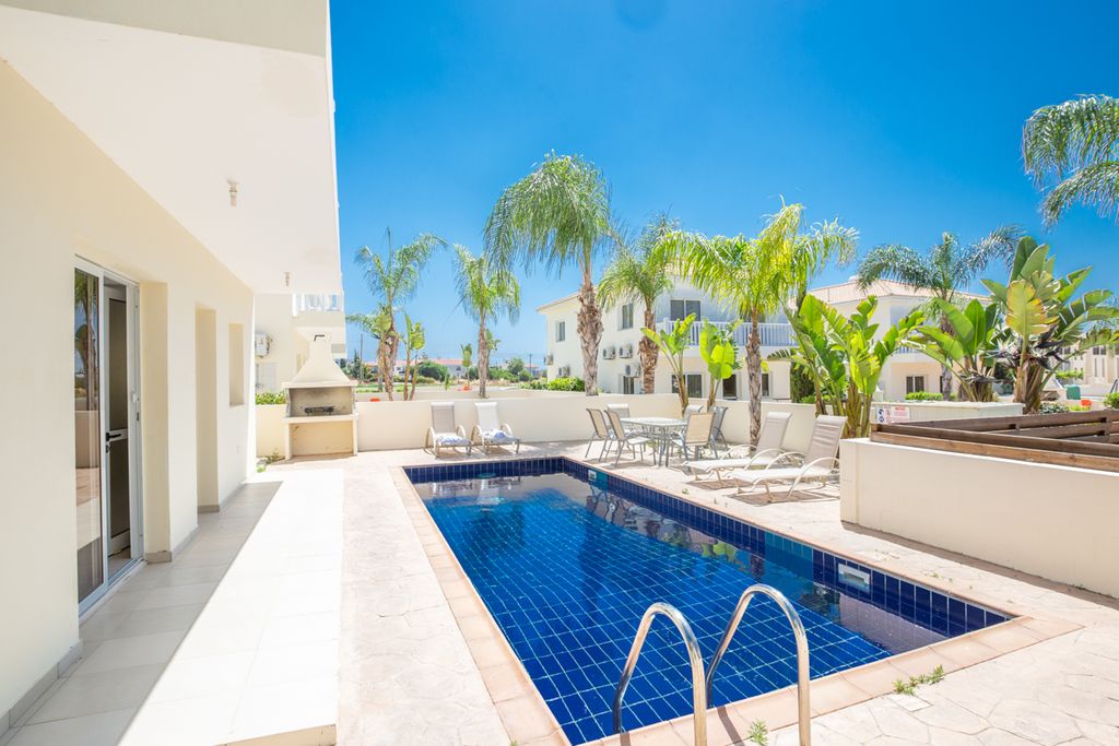 Villa Fornax Ayia Napa Olivers Travels 2