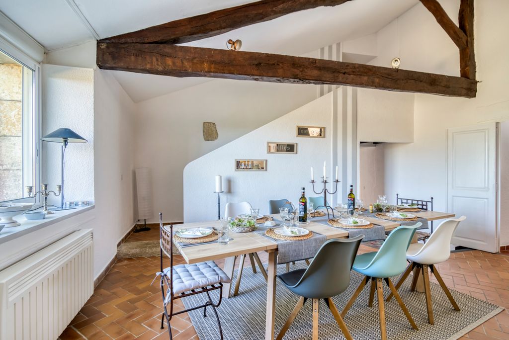 Maison des Amis Midi Pyrenees Olivers Travel4