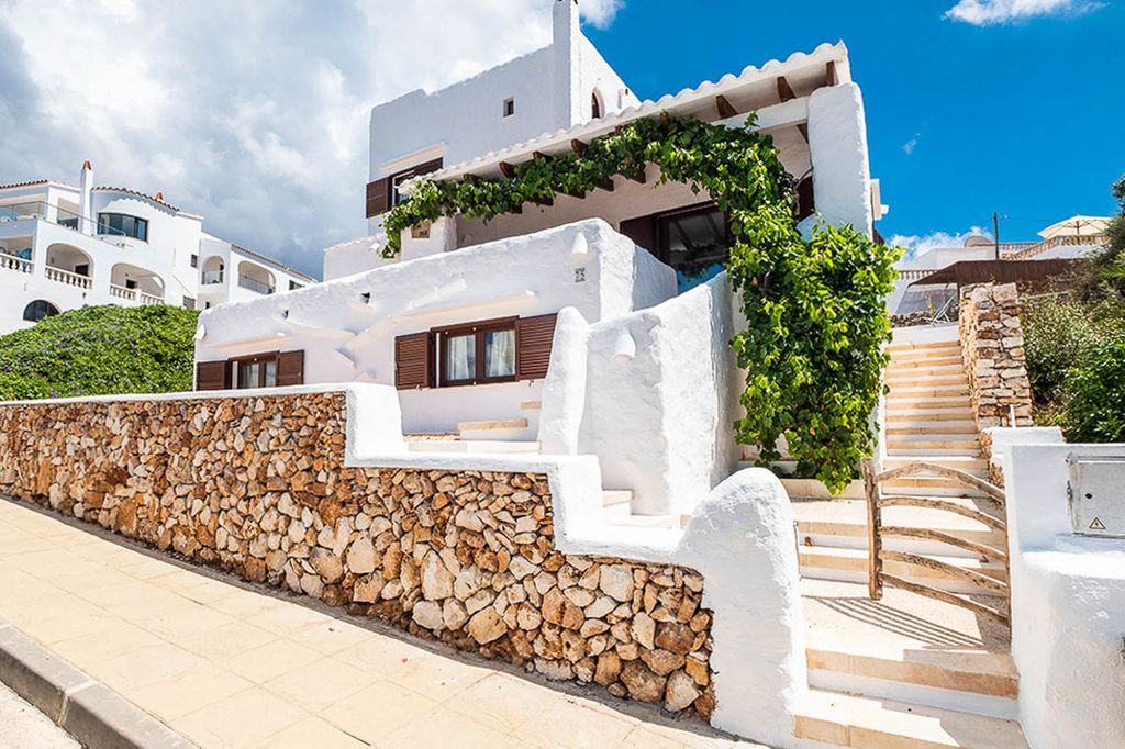 Villa Omar Menorca Spain Olivers Travel 12