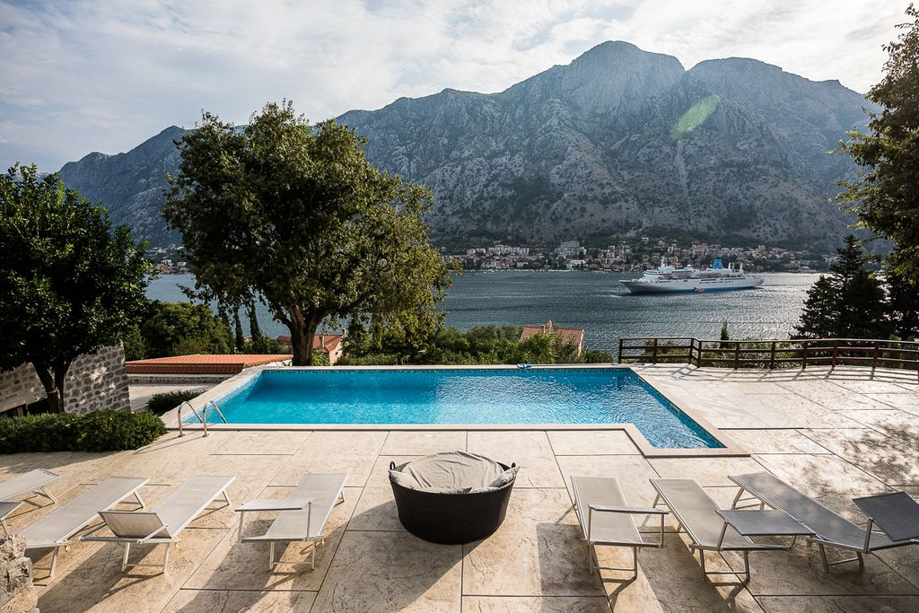Villa Branko Bay of Kotor Olivers Travels 17