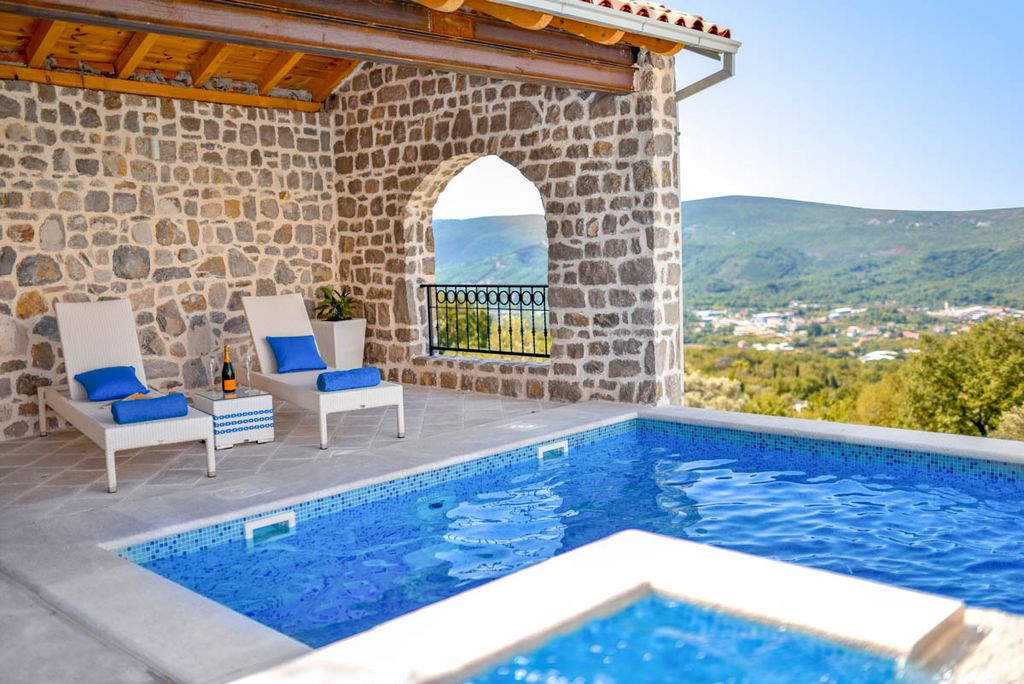 Villa Kotop Montenegro Olivers Travels 5