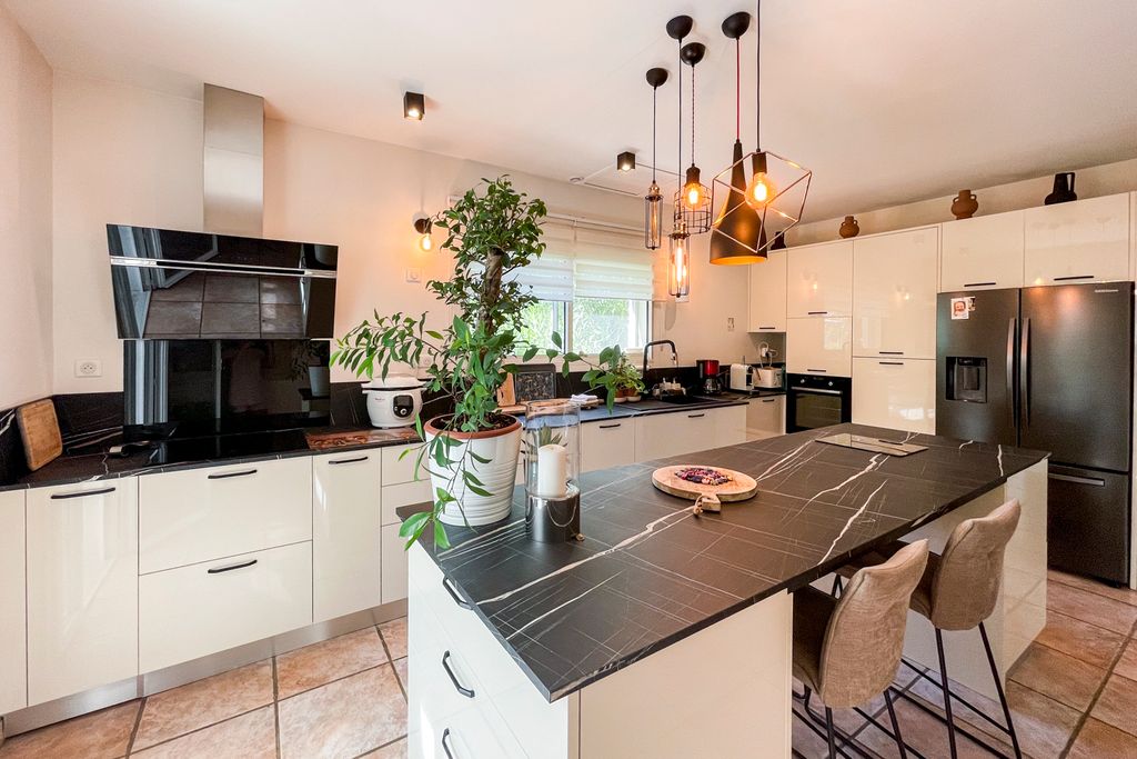 Maison Cocotier Provence France Olivers Travels 1