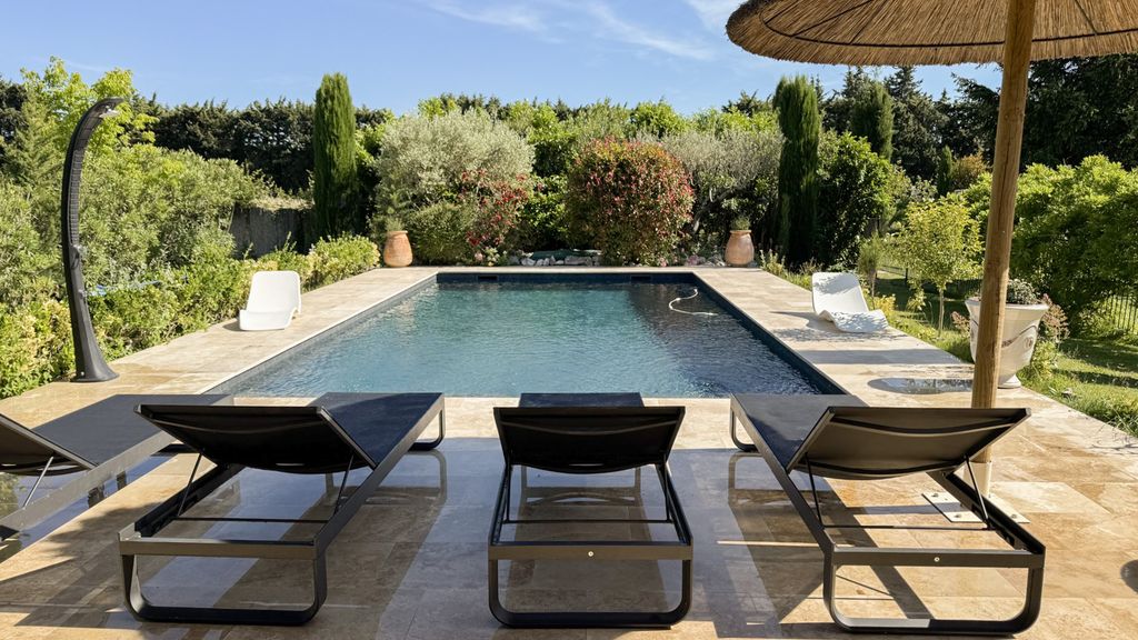 Maison Cocotier Provence France Olivers Travels 0