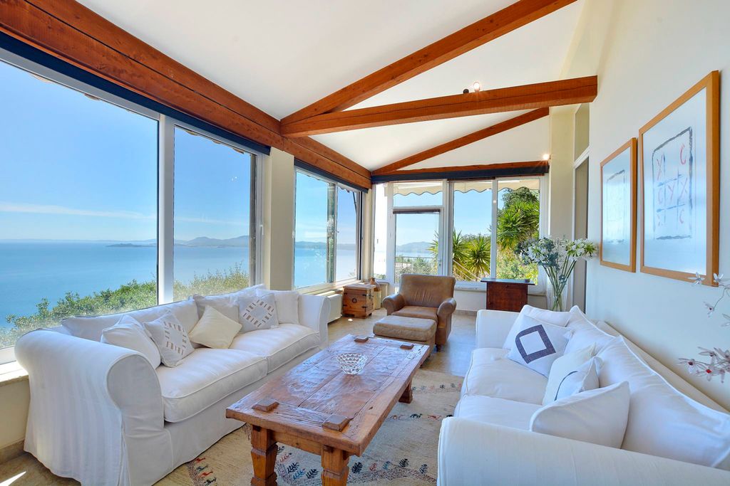 Theodore Lodge Corfu Olivers Traves 2