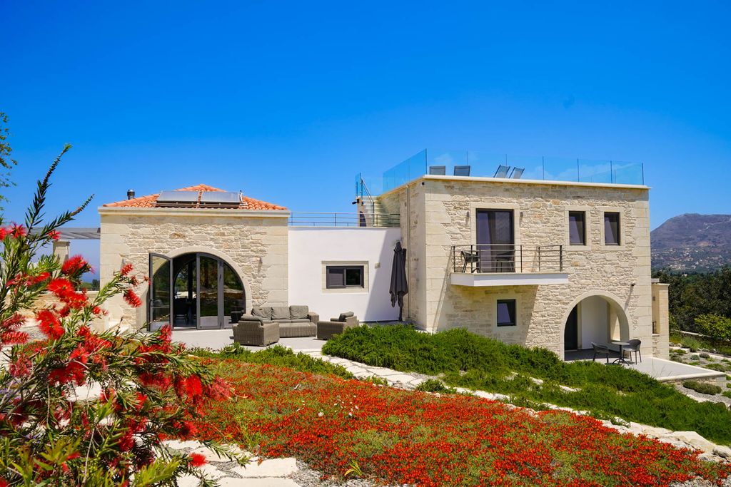 Vila Armenoi Crete Greece OliversTravels 1