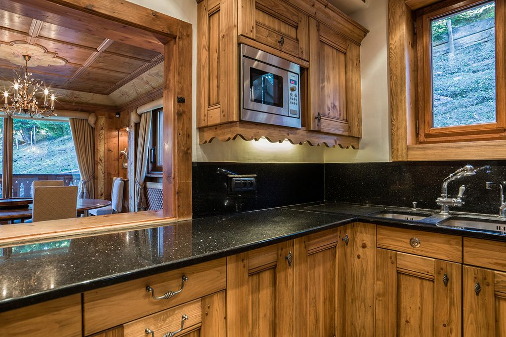 Chalet Pomerol 3 Valleys France Olivers Travels 5