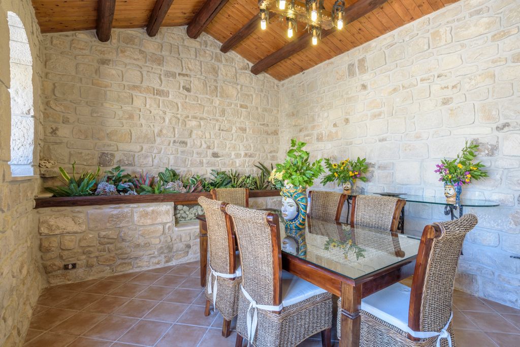 Villa Tamarici Sicily Olivers Travels 5