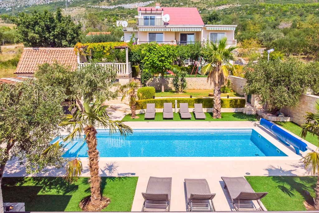 Villa Duscha Dalmatia Olivers Travels1  2  01