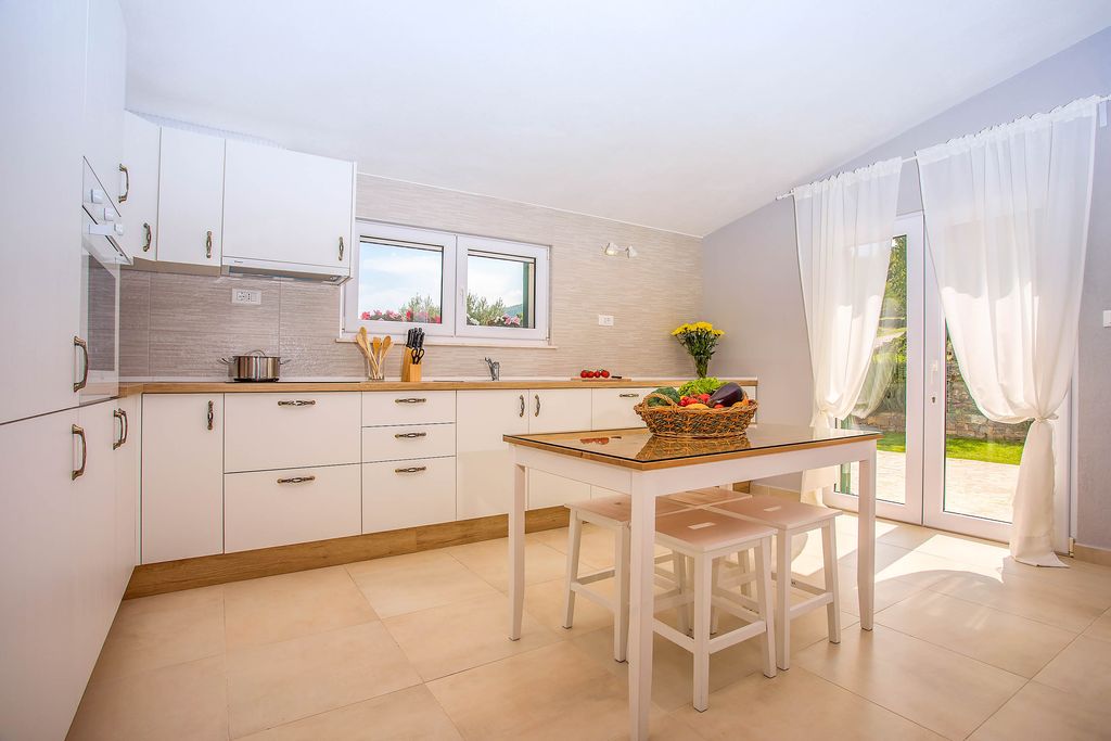 Villa Raika Dalmatia Coast Olivers Travels 4