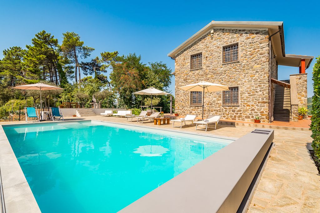 Casa Cardoso Liguria Italy OliversTravels 1