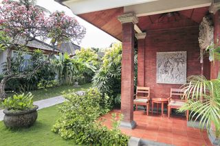 Mandira Deluxe Club Cottage Olivers Travels 1