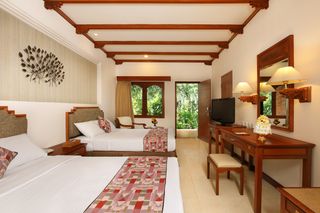 Mandira Superior Room Olivers Travels 4